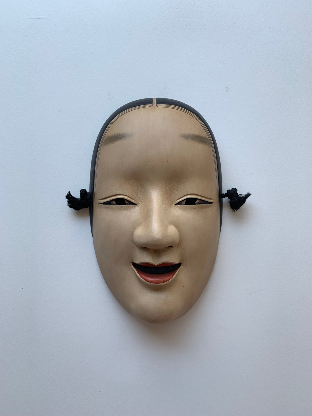 Ko Omote by Ryūgaku  / NOH MASK with Textile Bag and Paulownia box.