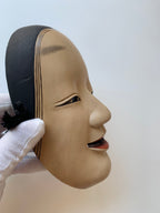 Ko Omote by Ryūgaku  / NOH MASK with Textile Bag and Paulownia box.