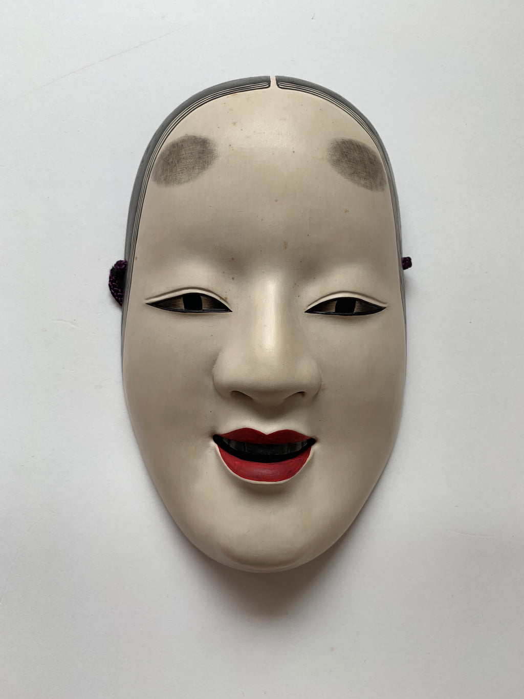 Ko Omote by Gonogomi / Noh Mask with Paulownia box.