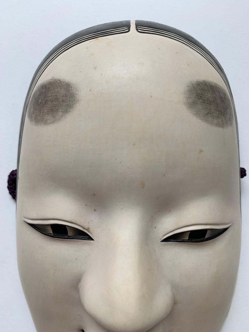 Ko Omote by Gonogomi / Noh Mask with Paulownia box.