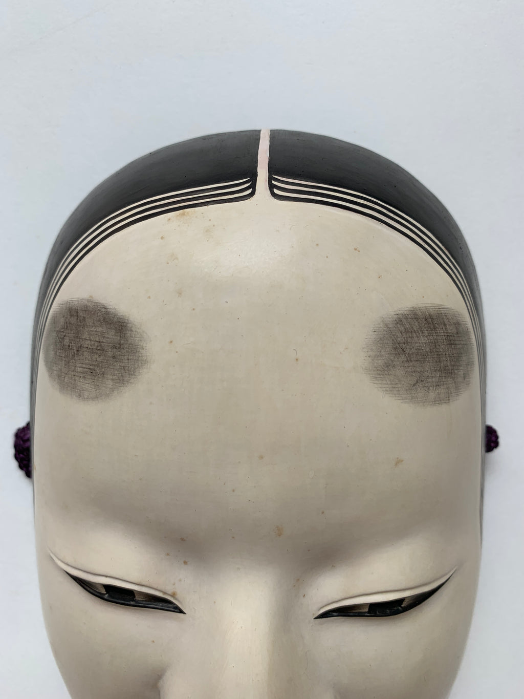Ko Omote by Gonogomi / Noh Mask with Paulownia box.