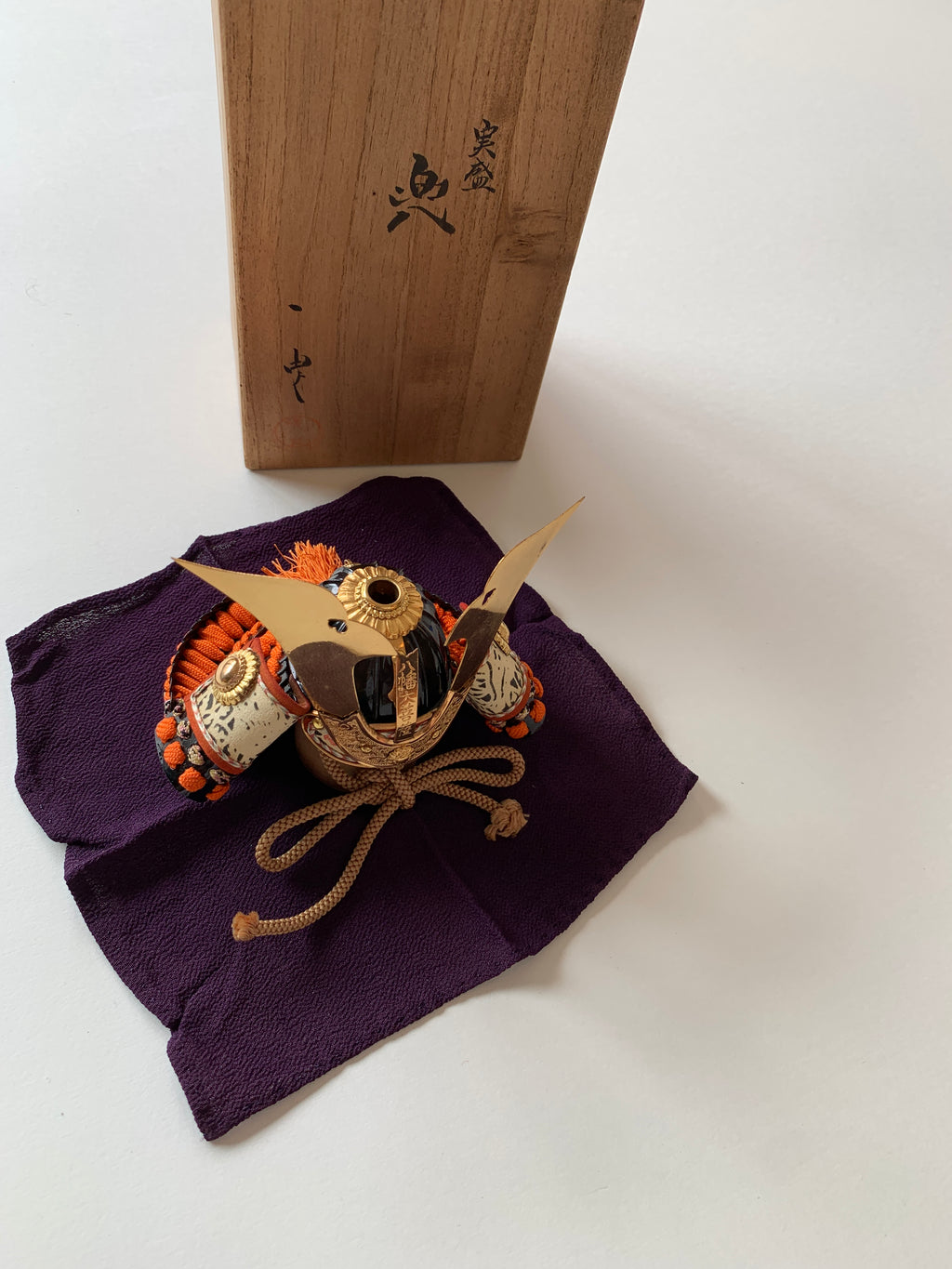 Miniature of Armor of Sanemori Saito (from the 12th century), one of the Sengoku Warlords.  By Icchu Kato, with paulownia box.