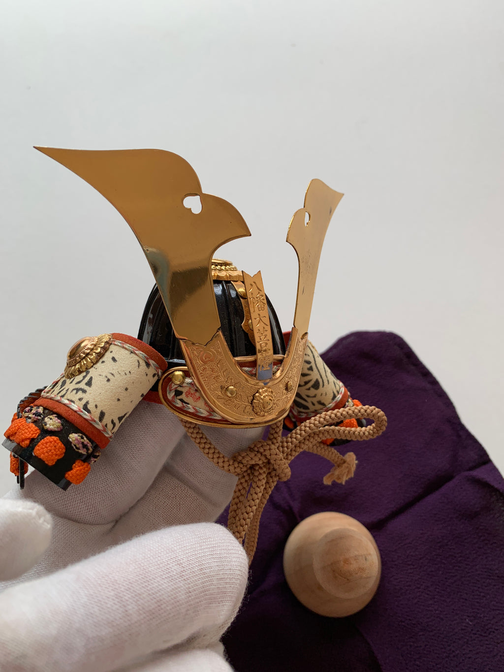 Miniature of Armor of Sanemori Saito (from the 12th century), one of the Sengoku Warlords.  By Icchu Kato, with paulownia box.