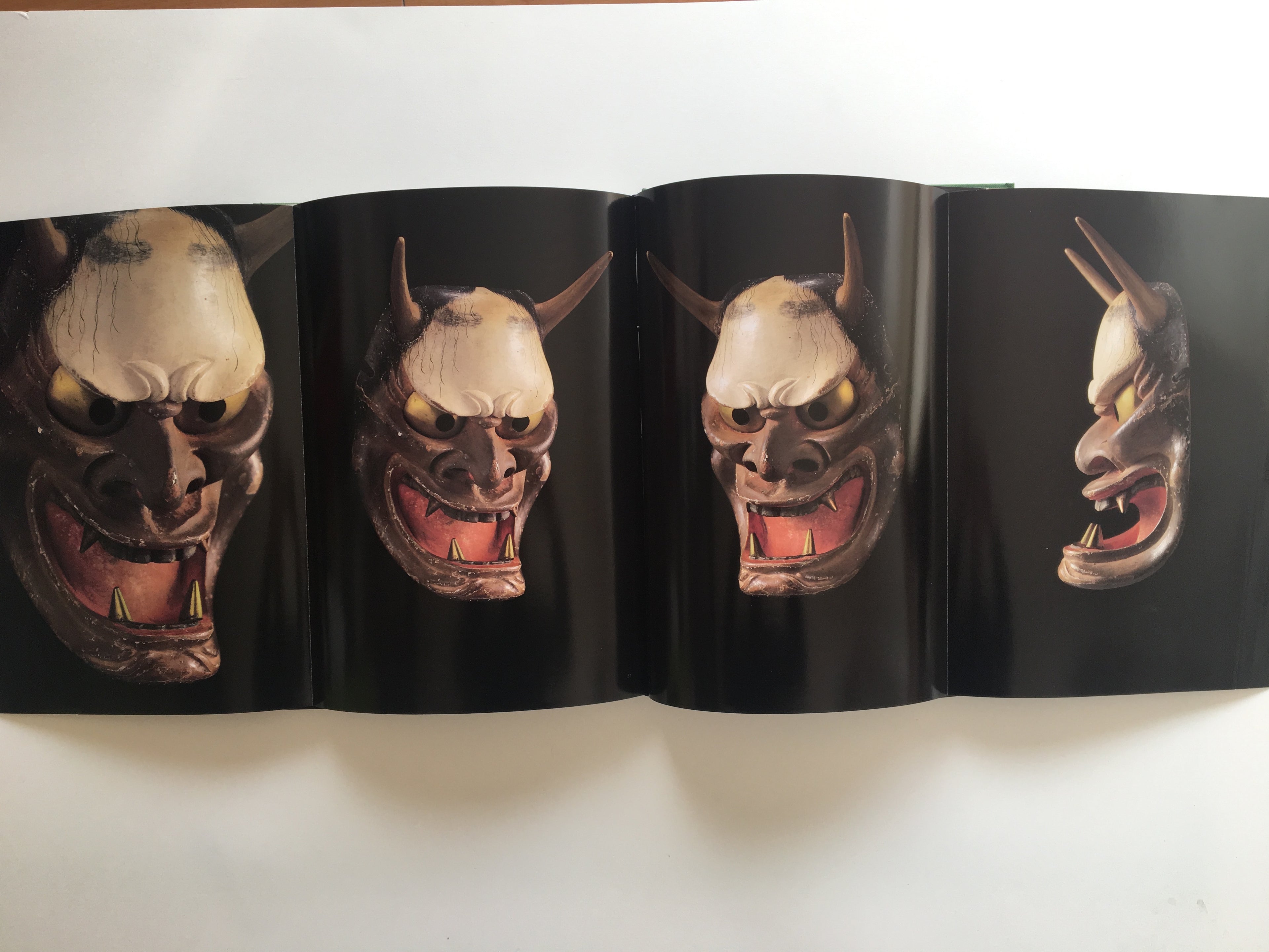 Old pieces of Mitsui family / Noh Masks