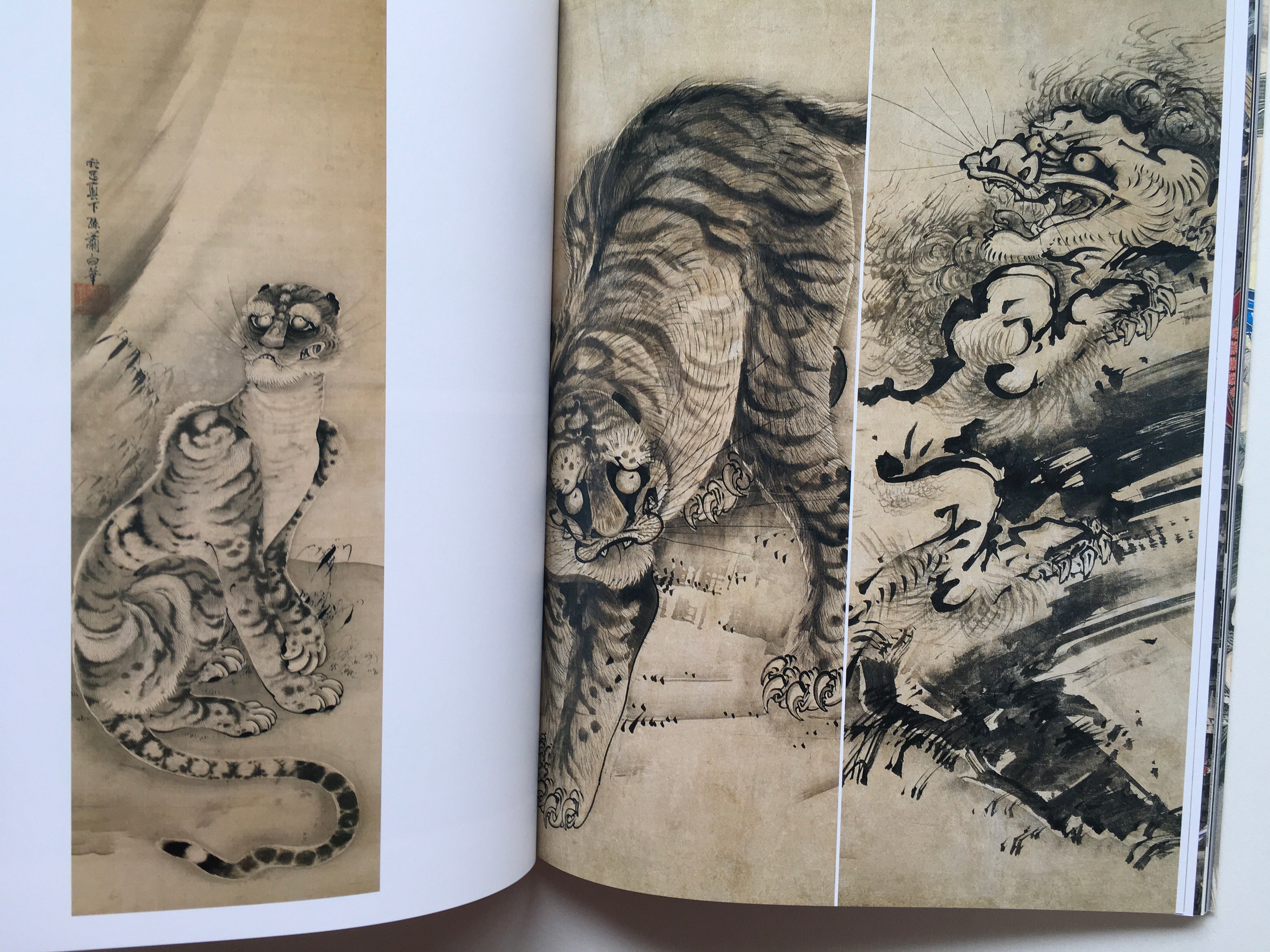 LINEAGE OF ECCENTRICS: The Miraculous World of Edo Painting