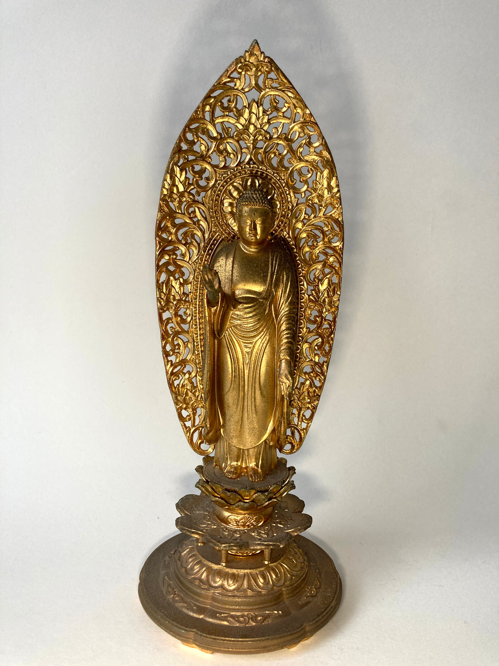 Buddha figure by Hōrin Matsuhisa