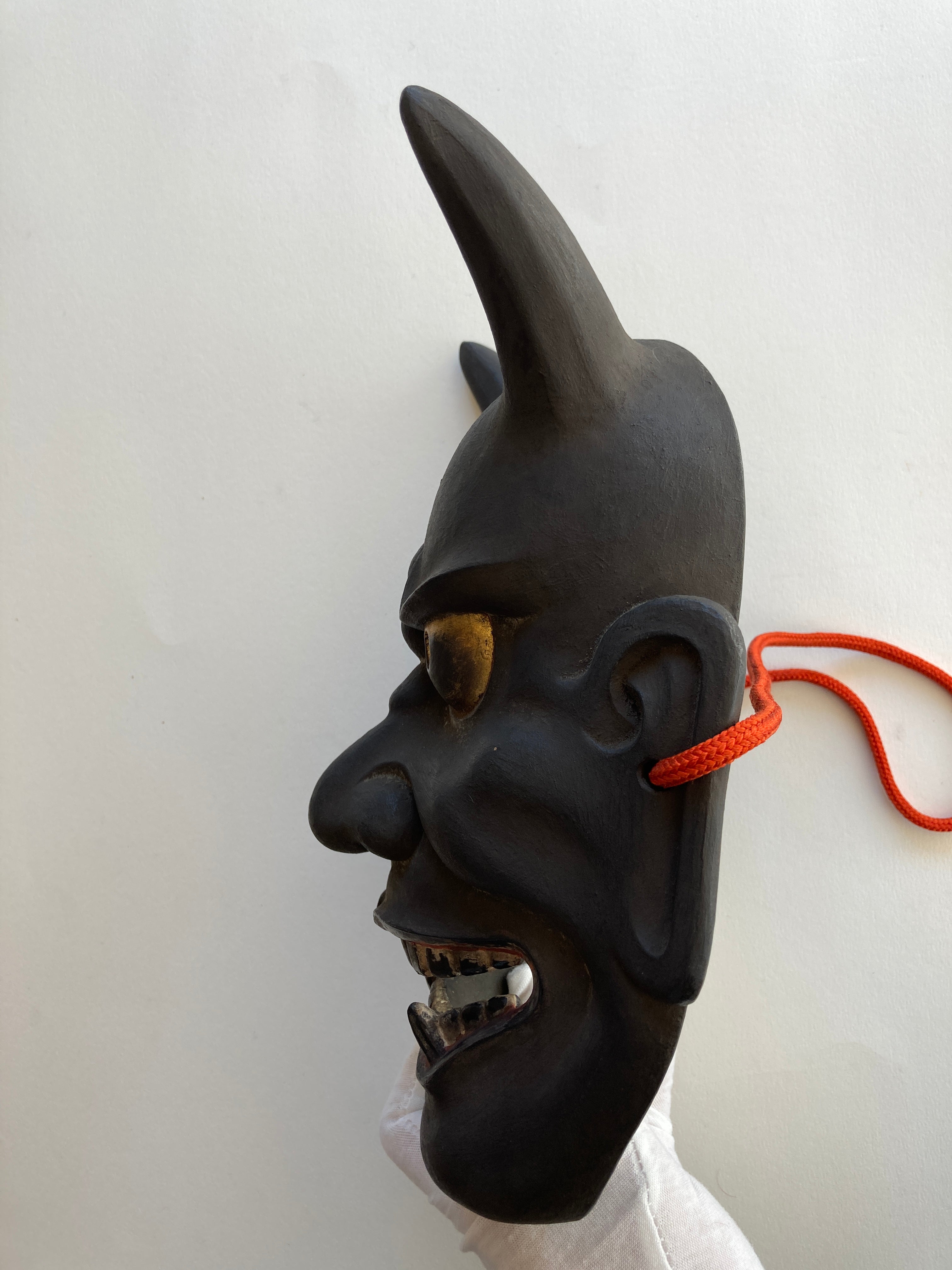 HANNYA by “Arakou”. (Carved in wood, with Pawlonia Box, Silk Bag and Handwritten Certificated).