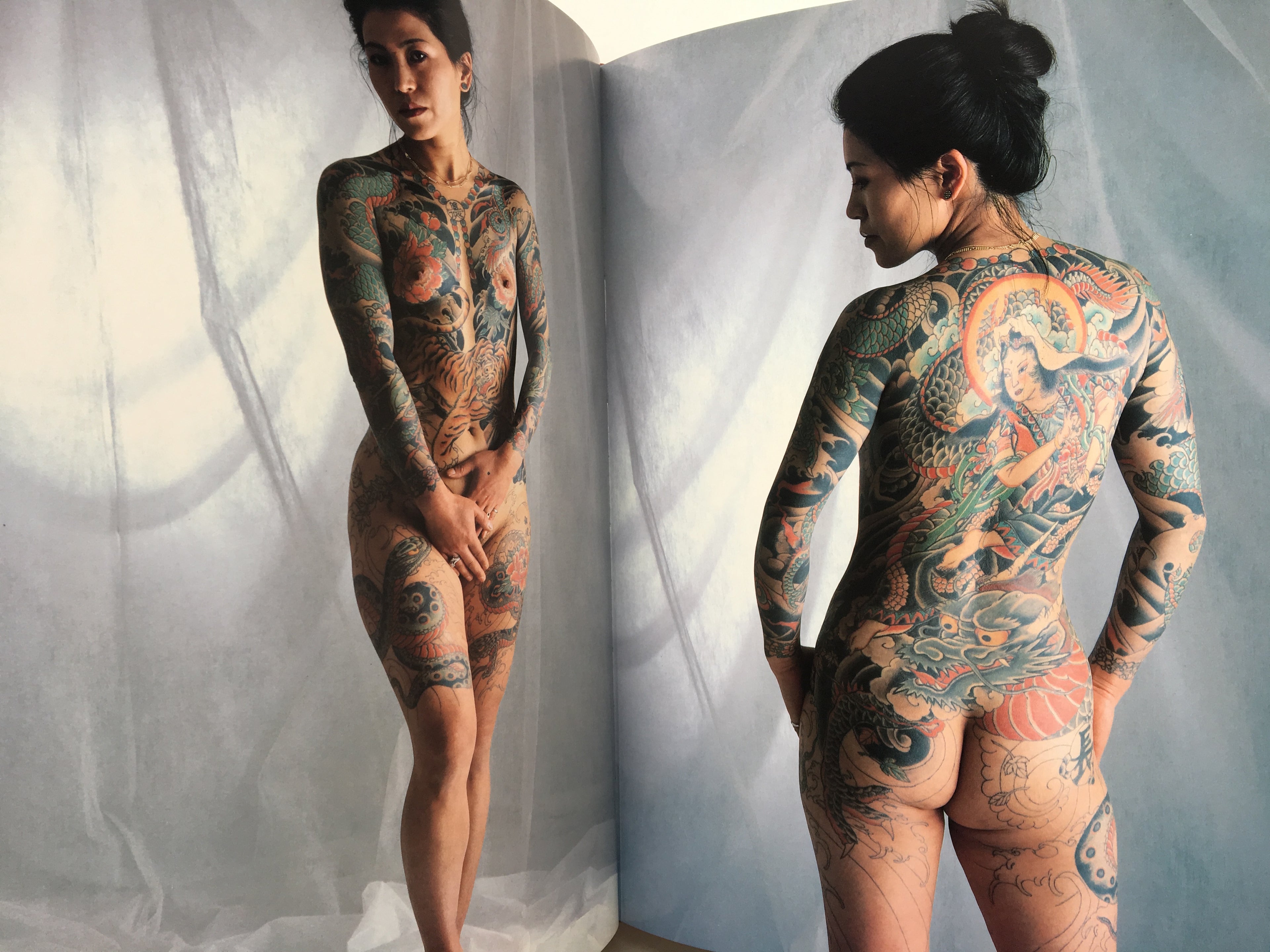JAPANESE TATTOO LADIES (First Edition Keibunsha, 1988) [with Box]