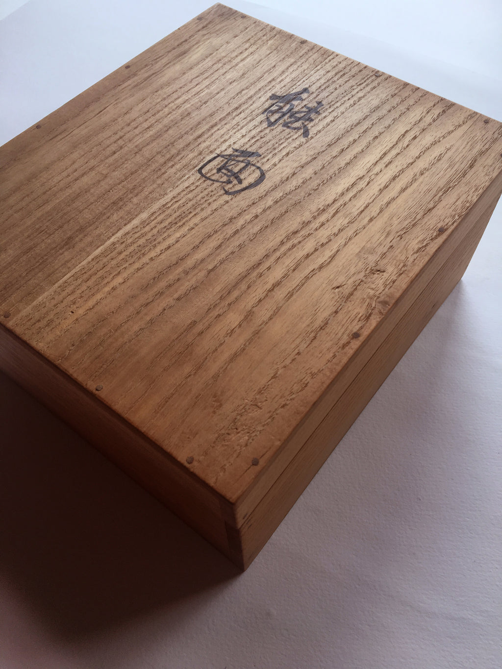 ŌNA (woman) / Nōmen (Noh Mask) by Enkei (with a paulownia box)