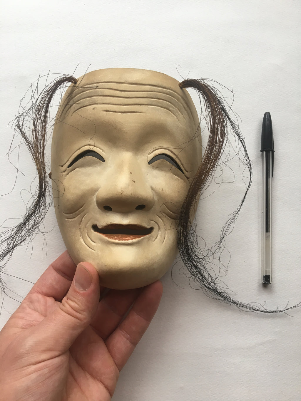 ŌNA (woman) / Nōmen (Noh Mask) by Enkei (with a paulownia box)