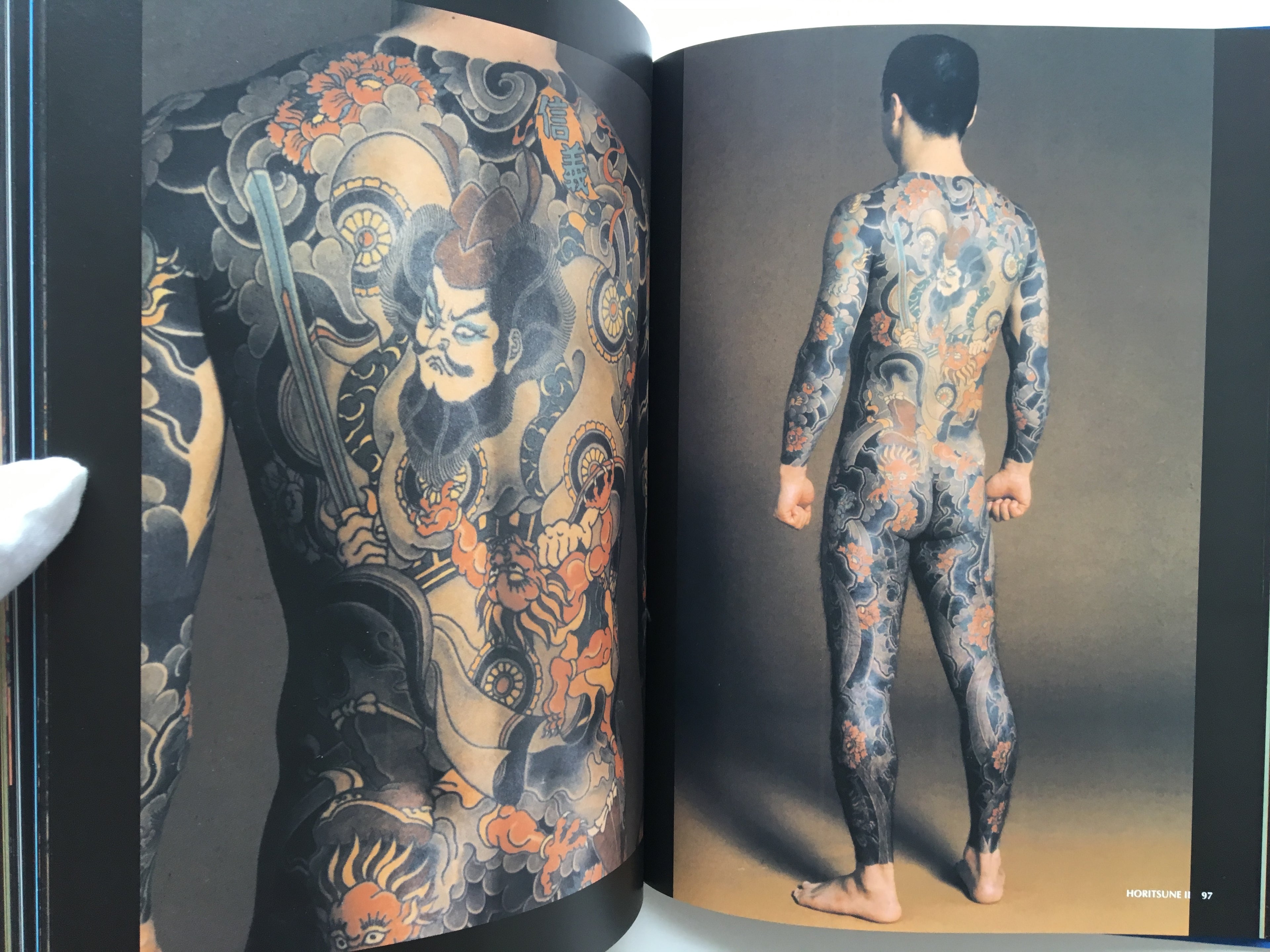 BUNSHIN II Japanese Traditional Tattoo / HORITSUNE II Dragon and Kannon