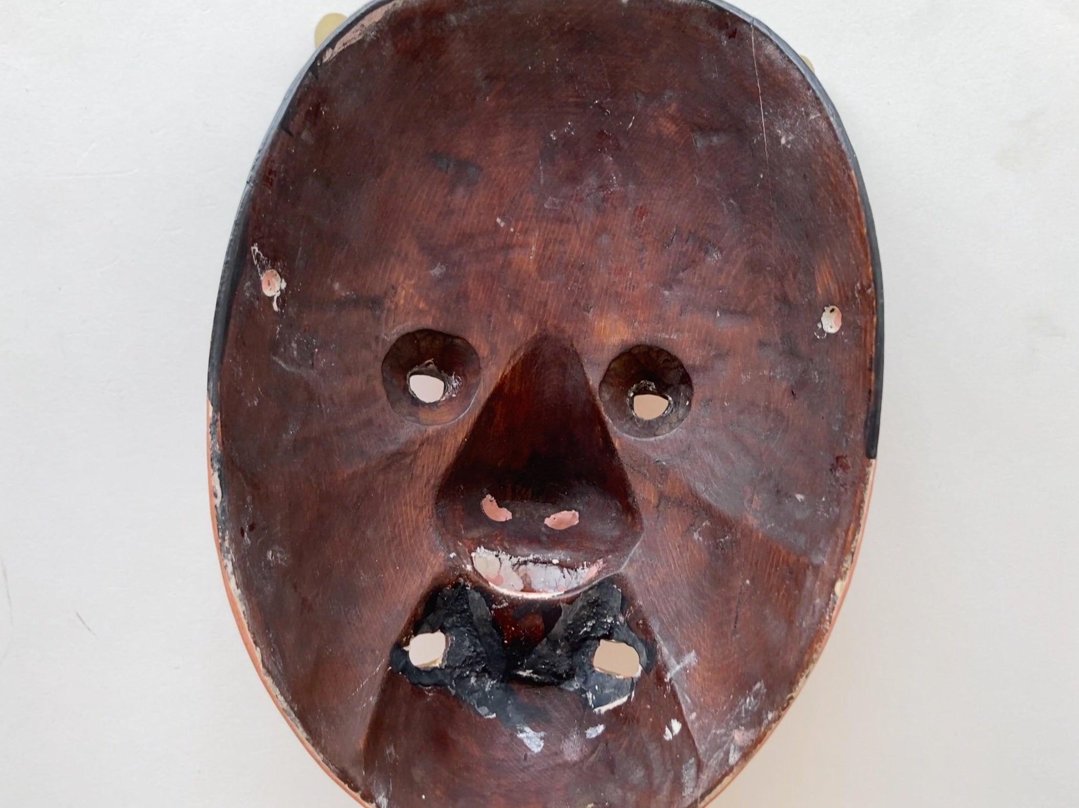 NAMANARI Carved in Wood with Paulownia Box